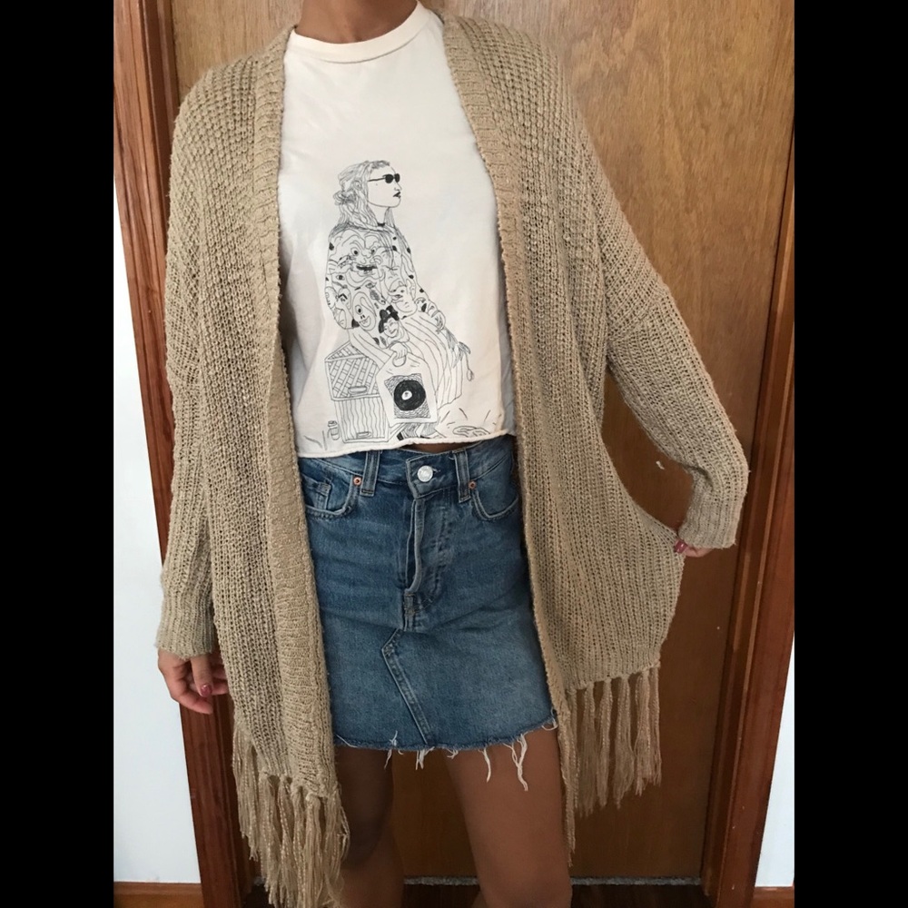 Cardigan with fringe